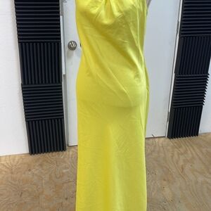Elegant Yellow Dress